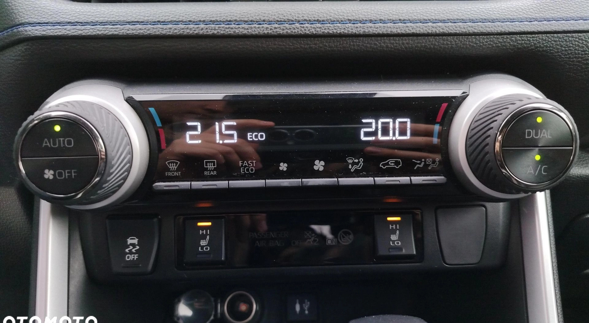 Toyota RAV4 cena 139900 przebieg: 81788, rok produkcji 2018 z Legionowo małe 466